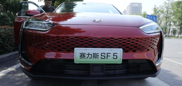 试驾金康赛力斯sf5339万元的价格得到modelx的驾驶体验