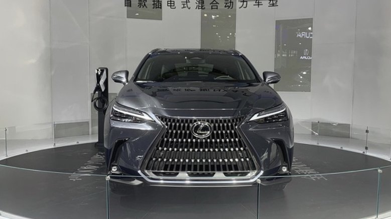 轴距2690mm 4套动力 全新雷克萨斯nx实车亮相 水滴汽车