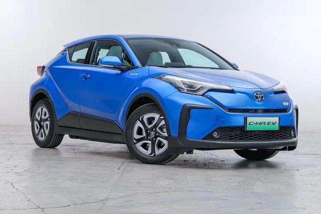 3英寸全液晶仪表盘,新开发的电子换挡系统,nanoe64纳米水离子发生器