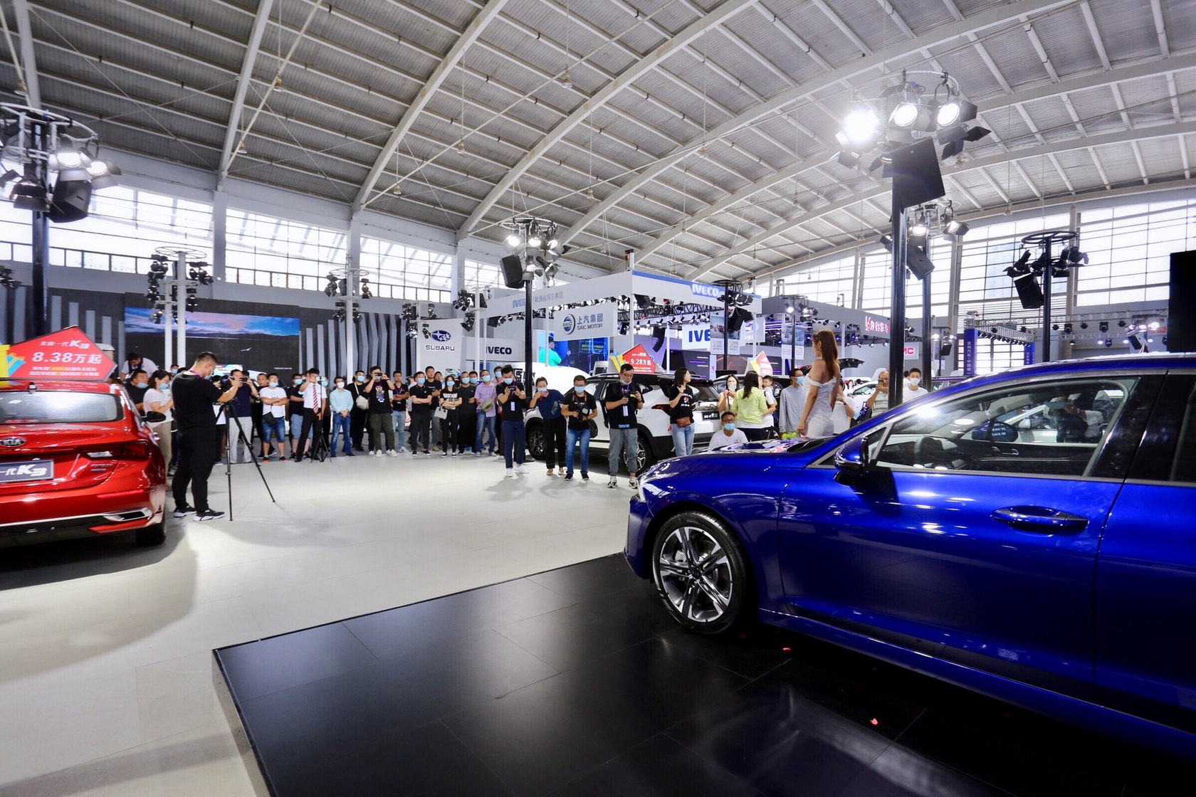 起亚凯酷亮相沈阳国际车展预售包牌价最低1618万元起