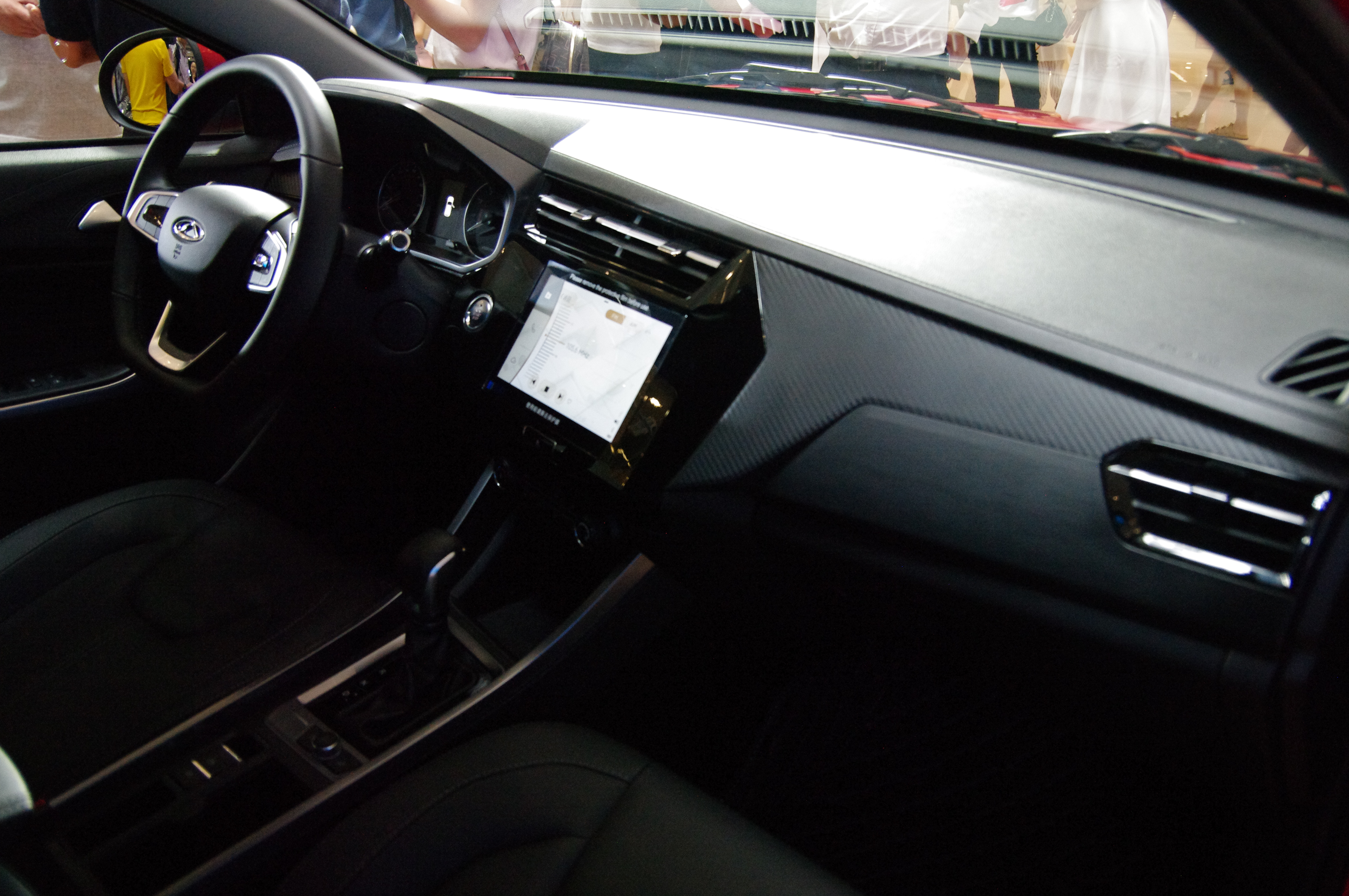 瑞虎3xplus上市5万级全系标配esp必然懂你所需