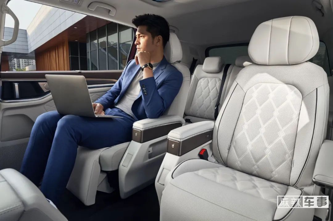 高端商务出行不用拼单威然的诚意不止是价格