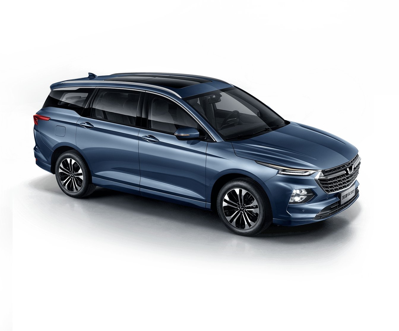 五菱凯捷大四座全家头等舱昆明区域集中交付真香现场