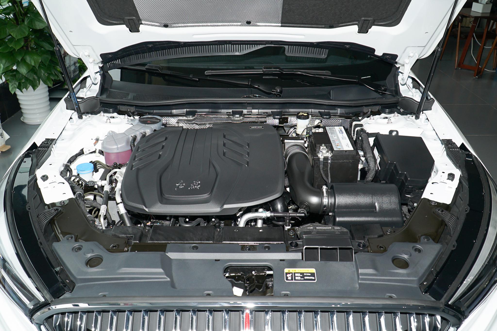 2020款红旗h5车型导购手册其实买次低配就足够了