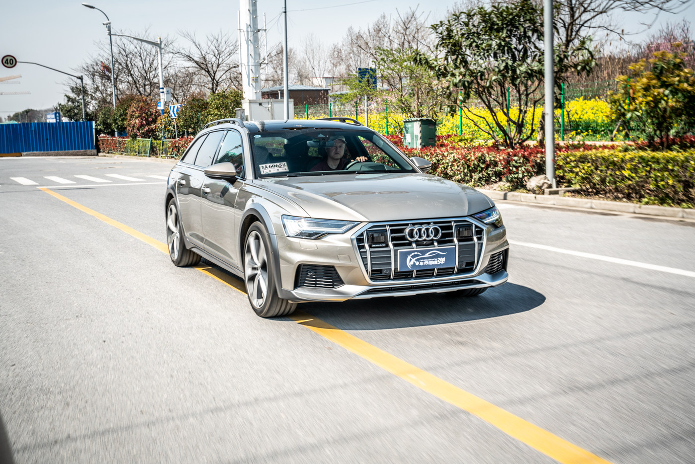 弹车试驾奥迪a6allroad让一切回到瓦罐本来的样子