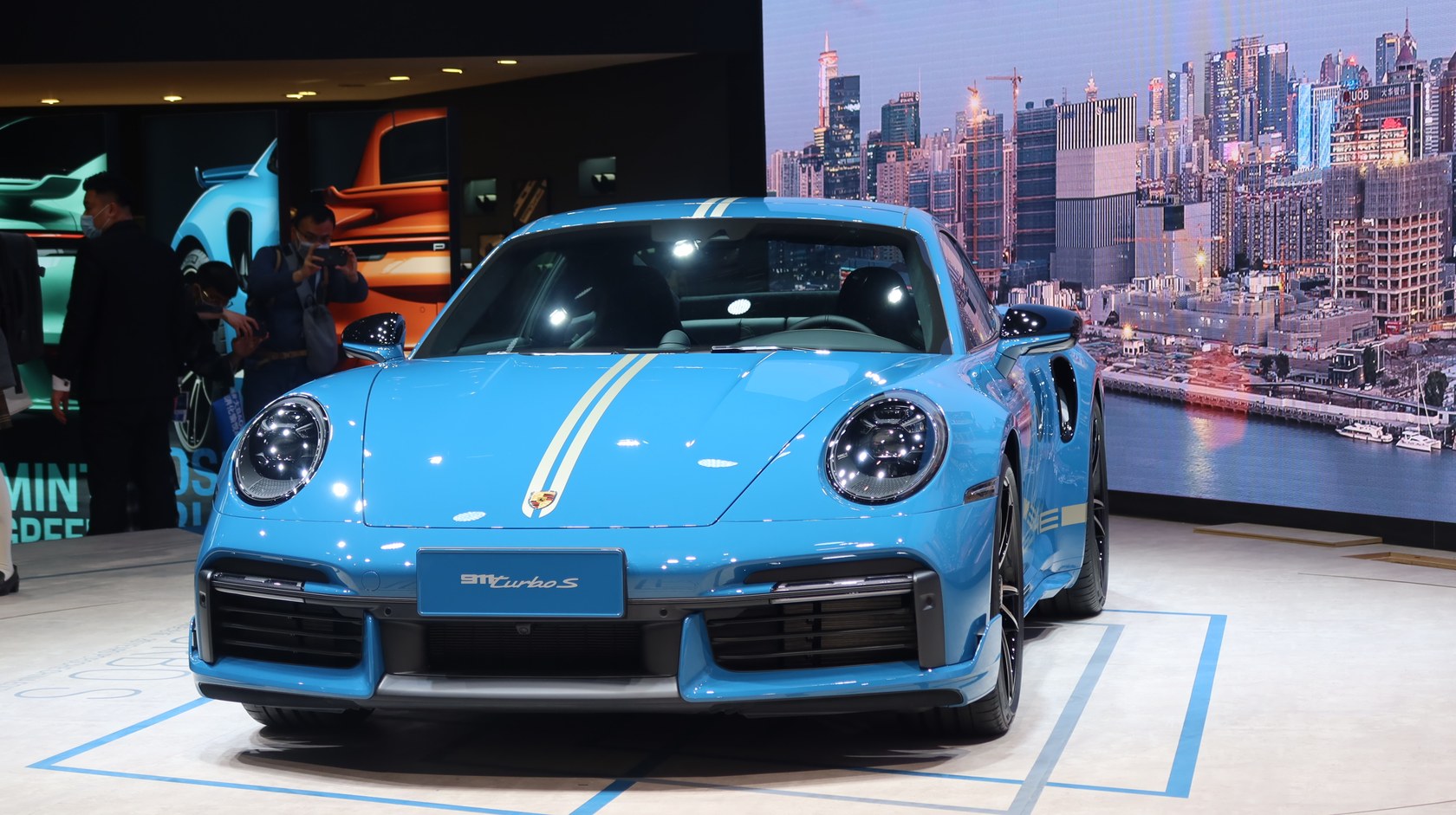 與跑車激情共振全新911turbos與718spyder上海車展啟動預售