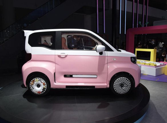 粉嫩q萌的少女杀手 奇瑞qq冰淇淋桃欢喜版将于明年一季度上市 水滴汽车