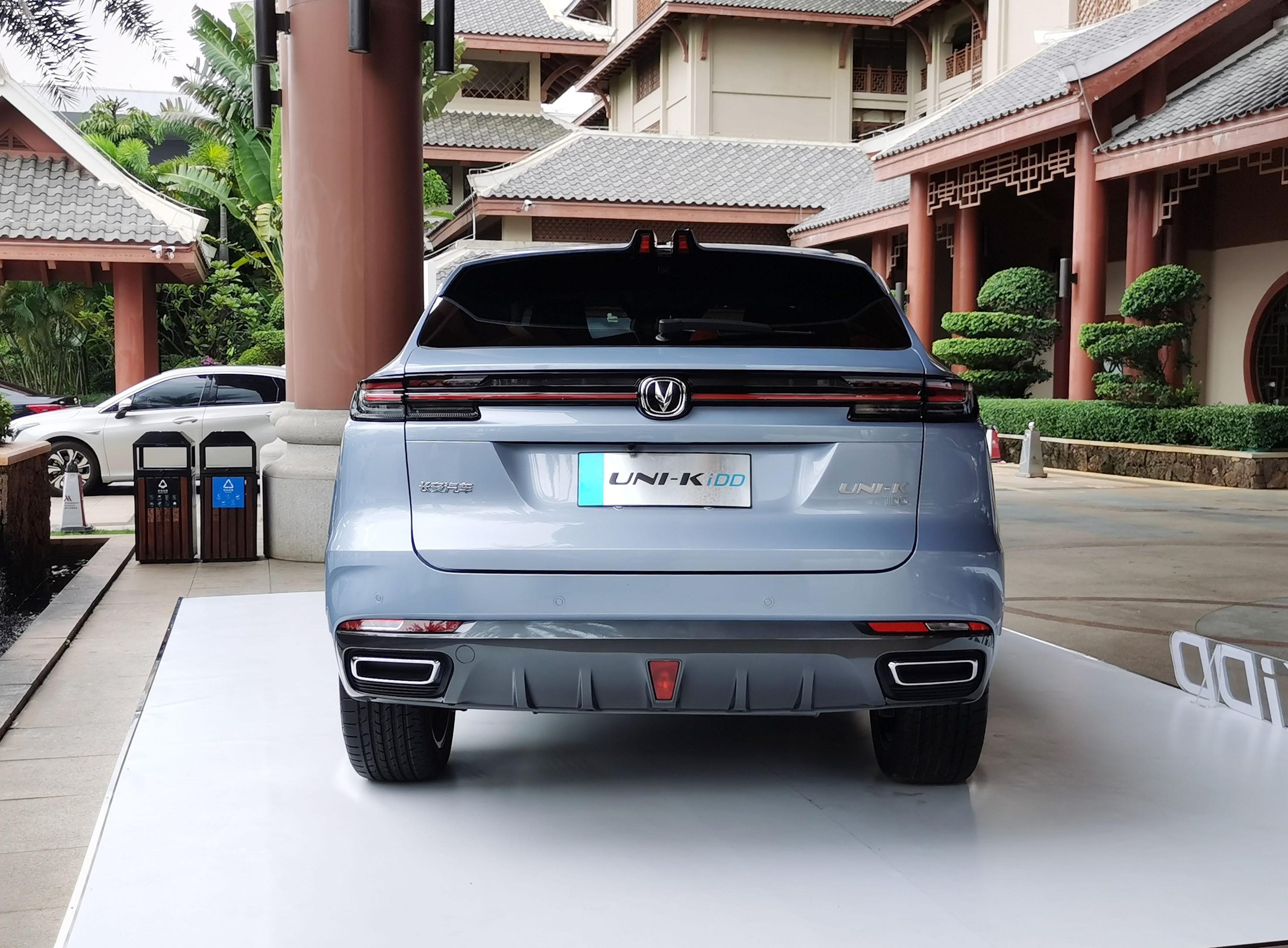 17.69万起 长安uni-k idd开启预售 配插混系统-水滴汽车