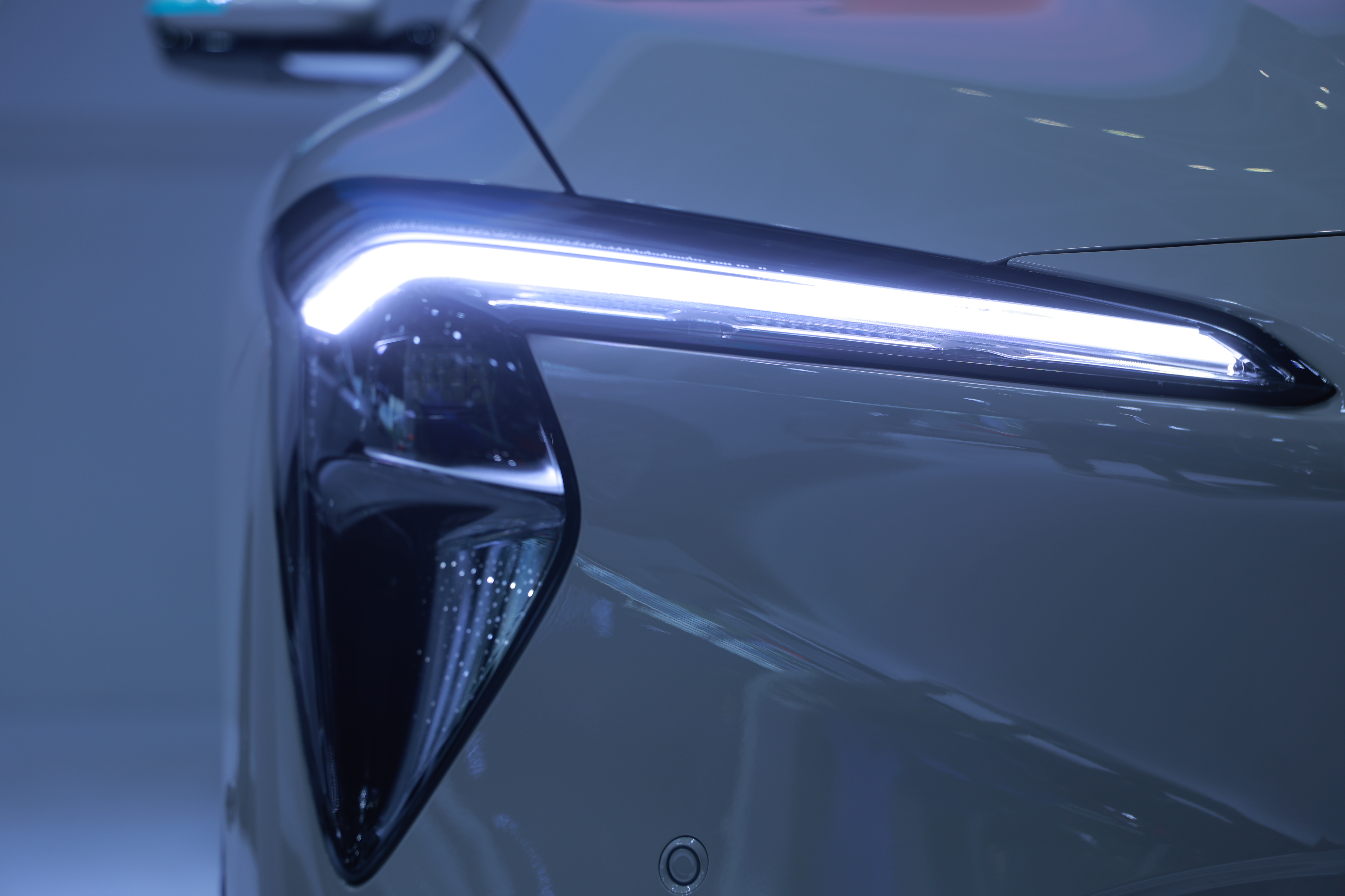 别克至境L7西安上市，16.99万起，开启智能增程豪华轿车时代