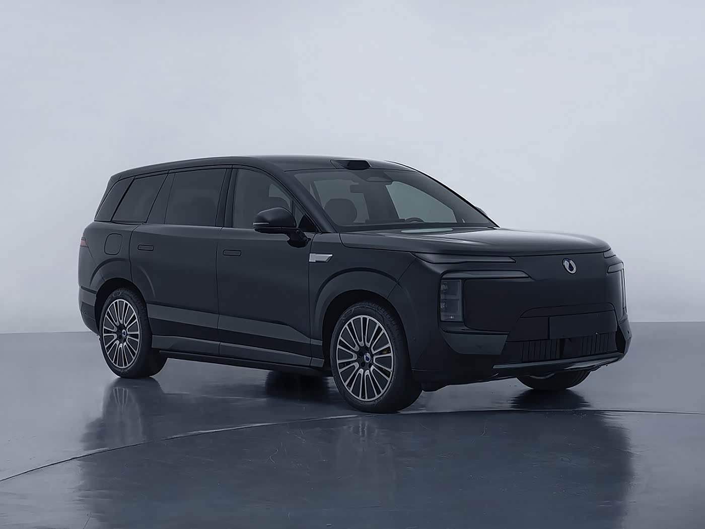 腾势N8L纯电版上市，29.98万起，续航960km